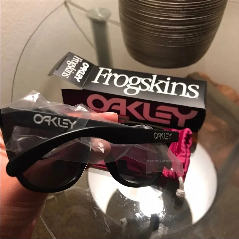 Oakley Frogskins Sunglasses